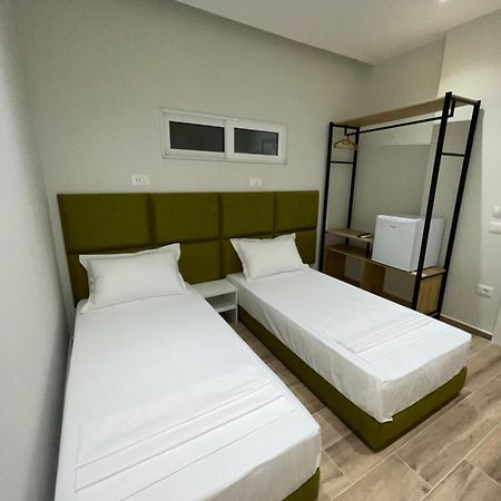Hotel Rai Sarandë Exterior foto