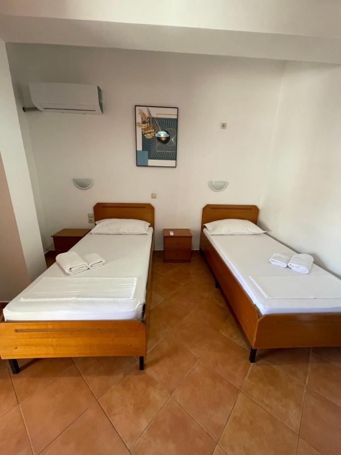 Hotel Rai Sarandë Exterior foto