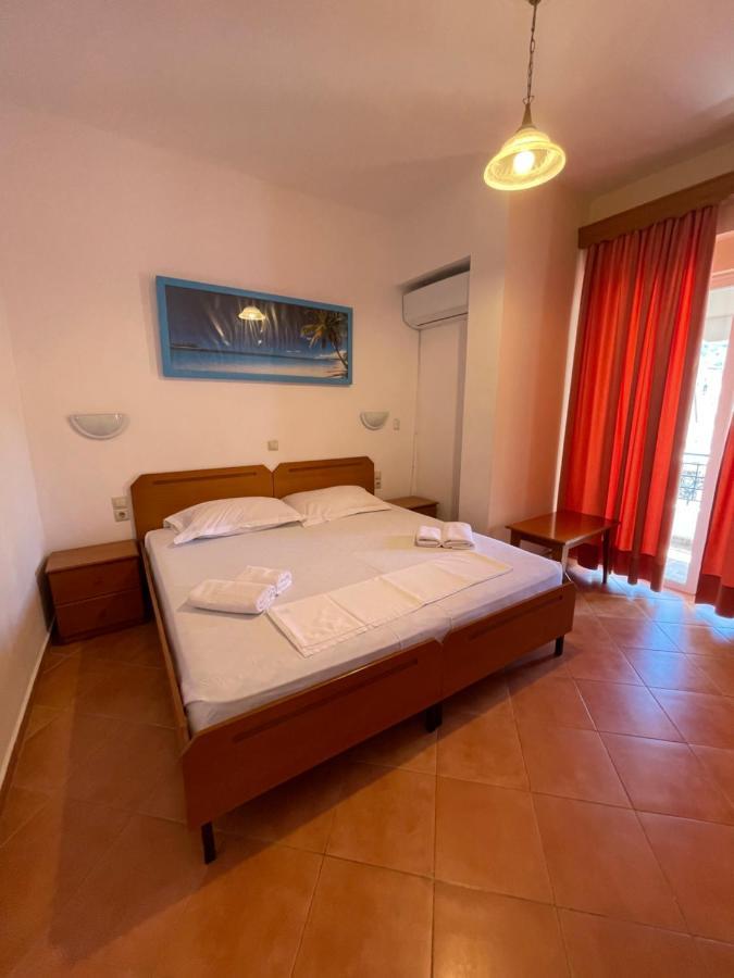 Hotel Rai Sarandë Exterior foto