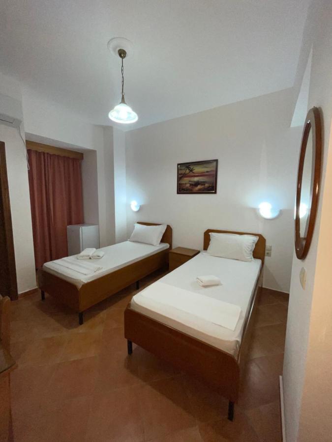 Hotel Rai Sarandë Exterior foto