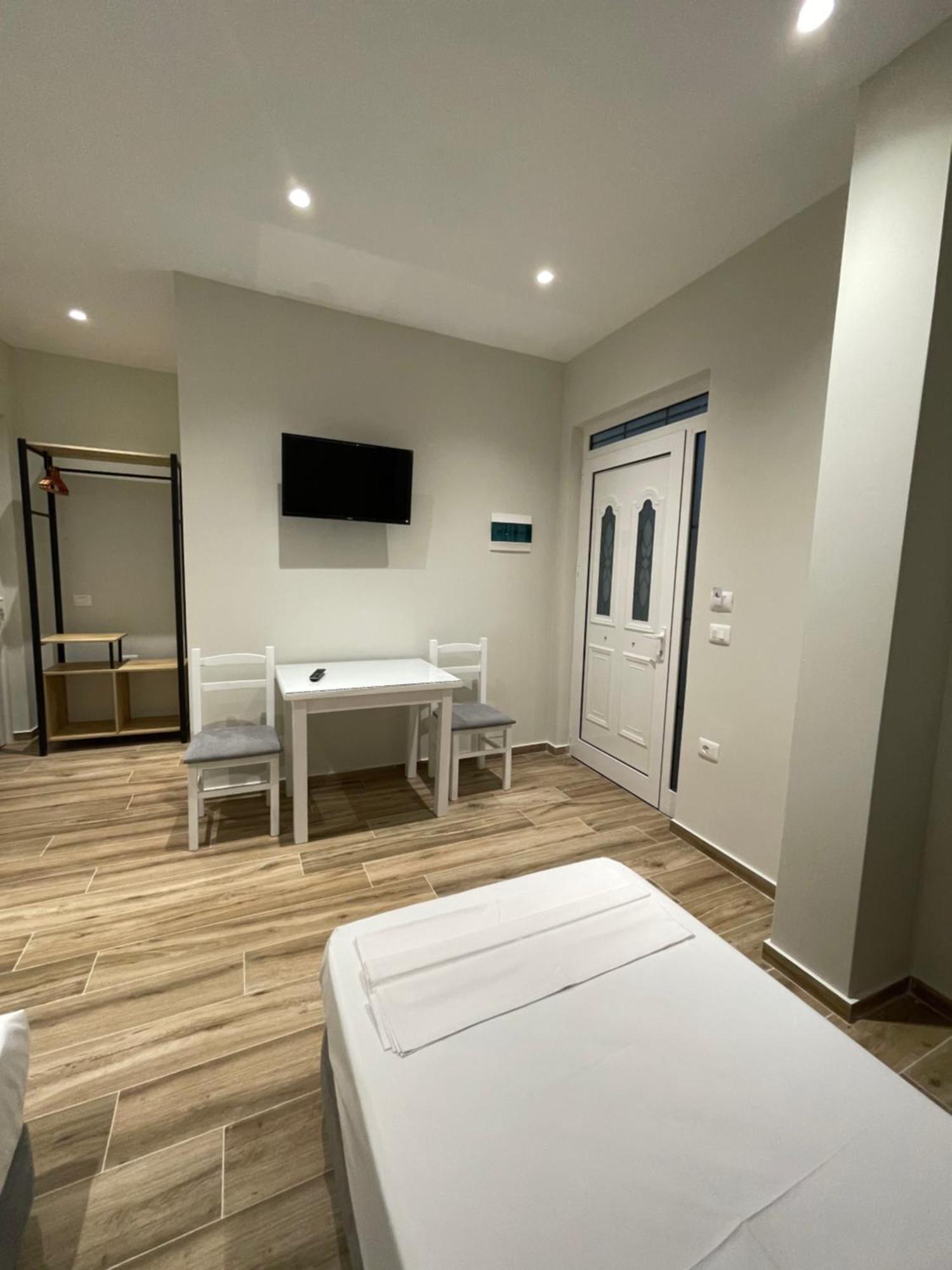 Hotel Rai Sarandë Quarto foto